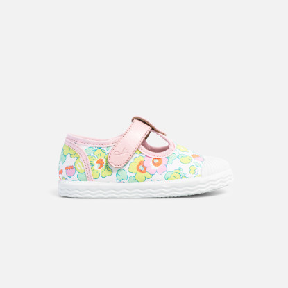 Baby girl canvas sandals